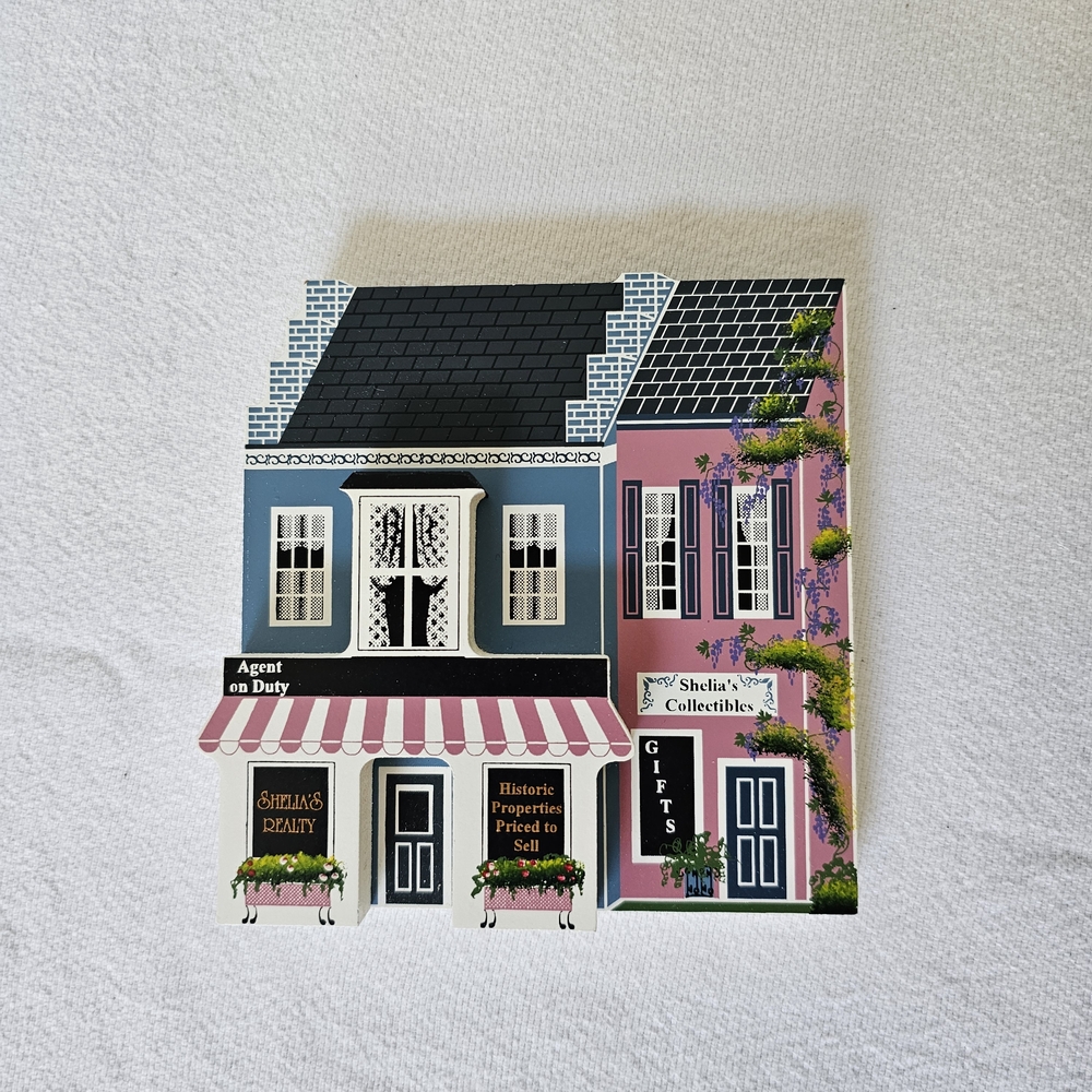 Shelia's Realty Miniature Building Landmark Shelf Sitter Christmas SIGNED 1995